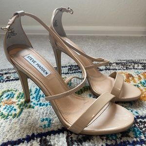 Steve Madden Nude strappy sandals